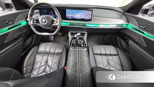 BMW 7 Series (G70) id 3590964 из Кореи 17