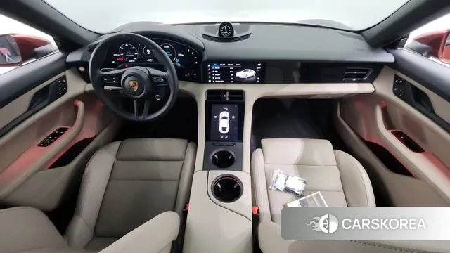 Porsche Taycan id 3037506 из Кореи 17