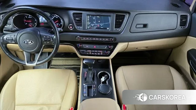 Kia The New Carnival id 3541451 из Кореи 17