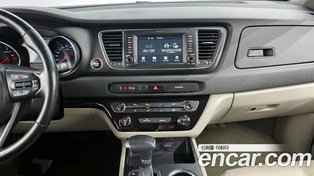 Kia The New Carnival id 2580642 из Кореи 17