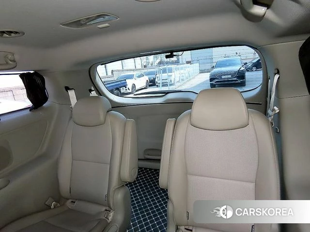 Kia The New Carnival id 3834503 из Кореи 17