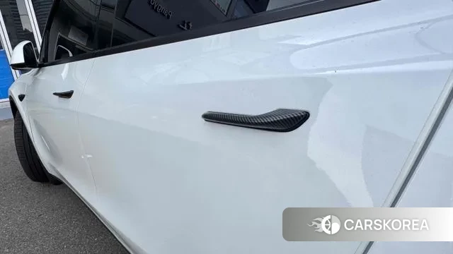 Tesla Model Y id 3497698 из Кореи 8