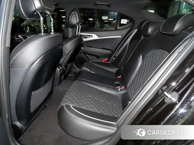 Genesis G70 id 3703666 из Кореи 17