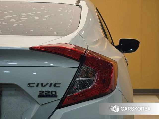 Honda Civic id 4260355 из Китая 30