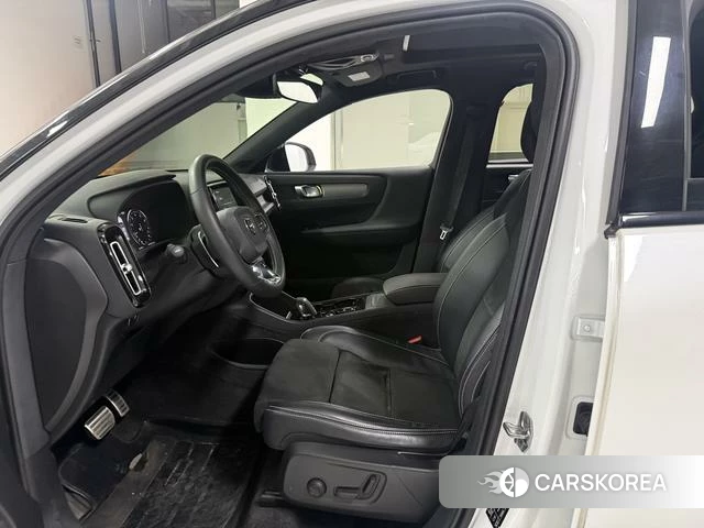 Volvo XC40 id 4214122 из Китая 16