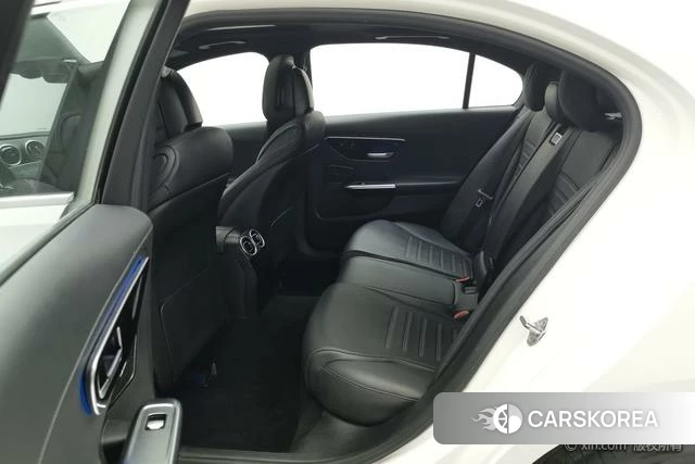 Mercedes-Benz Class C id 4306846 из Китая 21