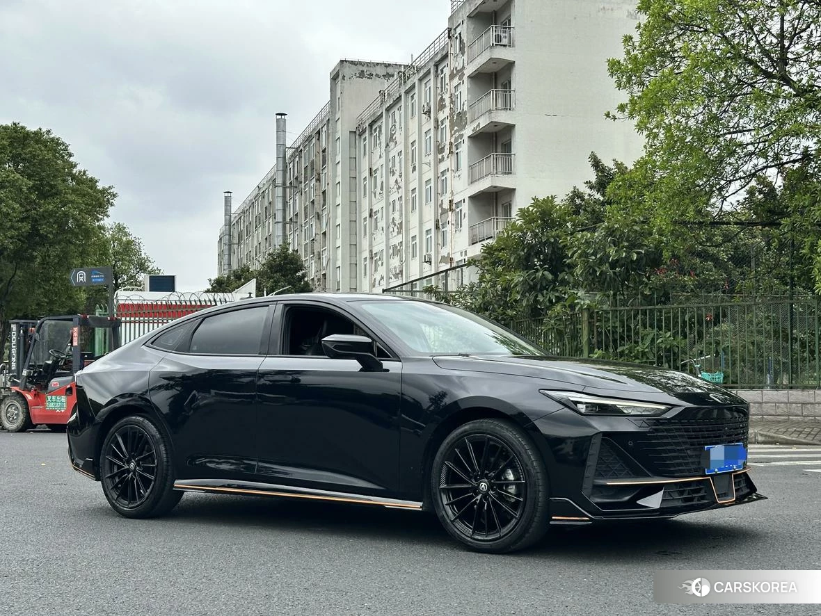 Chang'an UNI-V id 4407340 из Китая 8