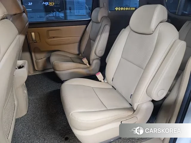 Kia The New Carnival id 3041944 из Кореи 17