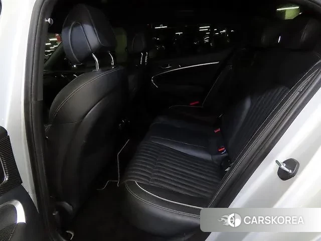 Genesis G70 id 3608341 из Кореи 16