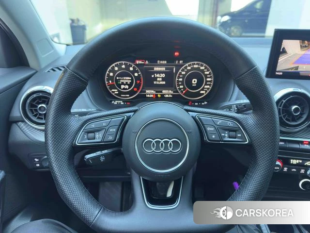 Audi Q2L id 4336096 из Китая 18