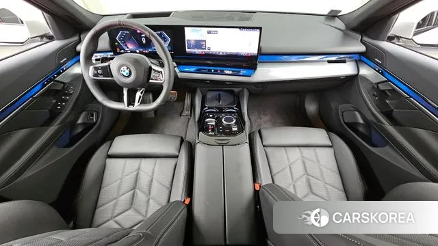 BMW 5 Series (G60) id 3775812 из Кореи 17