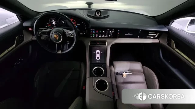 Porsche Taycan id 3390203 из Кореи 17