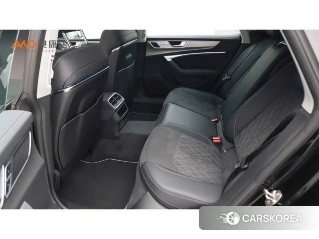 Audi A7L id 3983168 из Китая 7