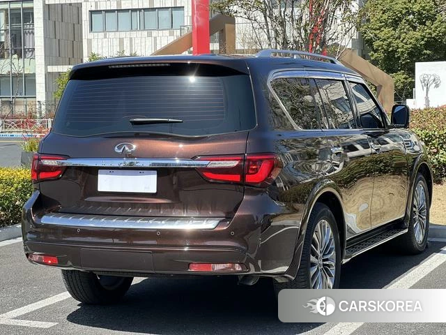 Infiniti QX80 id 4239433 из Китая 25