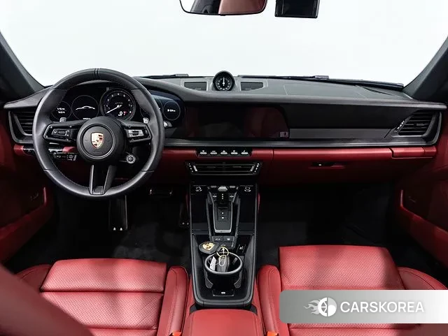 Porsche 911(992) id 3571600 из Кореи 16