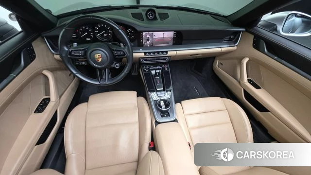 Porsche 911(992) id 4906149 из Кореи 17