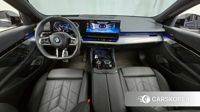 BMW 5 Series (G60) id 3876689 из Кореи 17