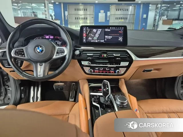 BMW 5 Series (G30) id 3054507 из Кореи 17