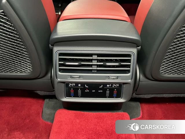 Audi SQ7 id 4291566 из Китая 25
