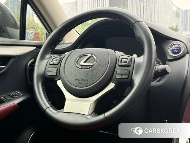 Lexus NX id 4277363 из Китая 11