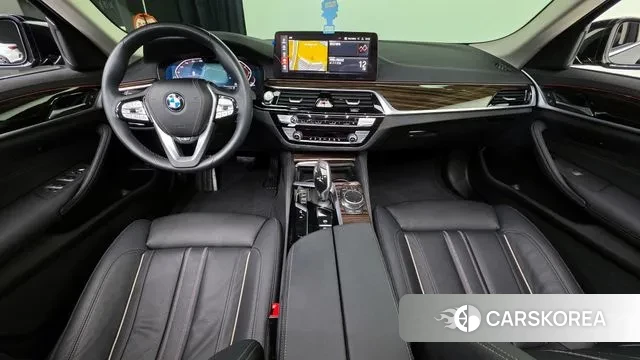 BMW 5 Series (G30) id 3026936 из Кореи 17