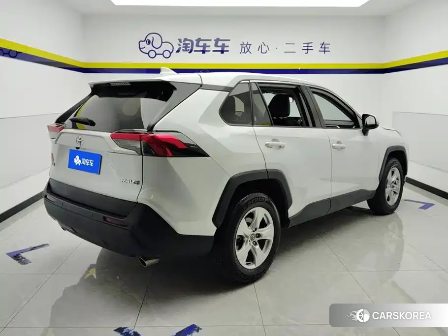 Toyota RAV4 id 4599694 из Китая 13