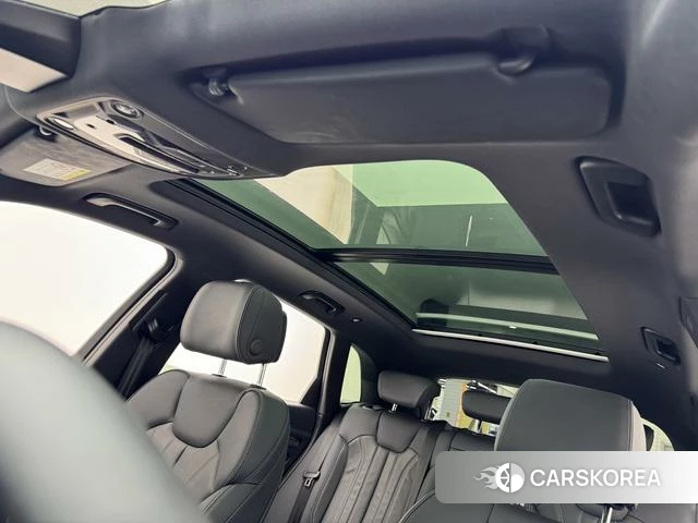 Audi Q5L id 4290468 из Китая 25