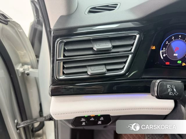 Volkswagen Tourang id 4299752 из Китая 27