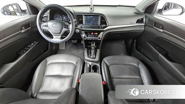 Hyundai Avante AD id 3861842 из Кореи 17