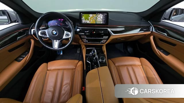 BMW 5 Series (G30) id 3851882 из Кореи 17