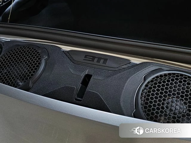 Porsche 911(992) id 4681453 из Кореи 17
