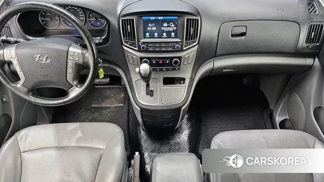 Hyundai The New Grand Starex id 3728147 из Кореи 17