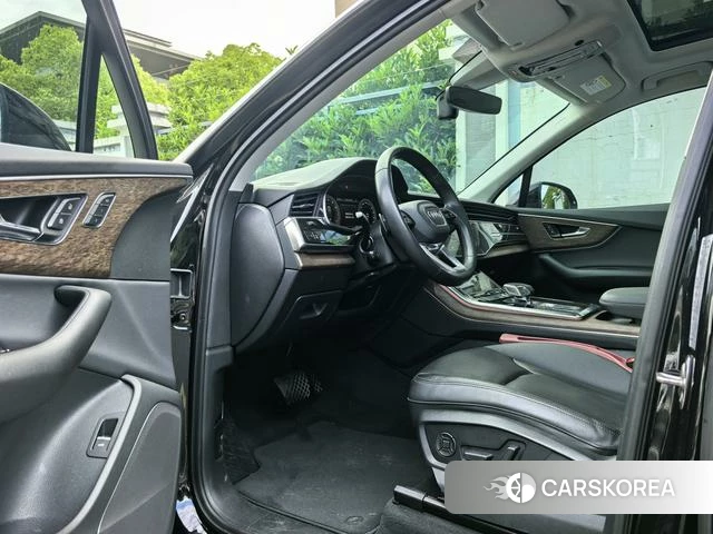 Audi Q7 id 4328433 из Китая 14
