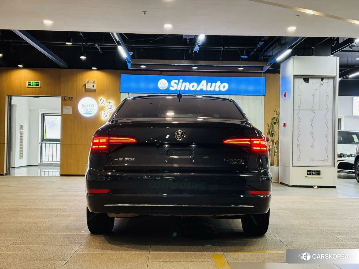 Volkswagen Sagitar id 4426626 из Китая 11