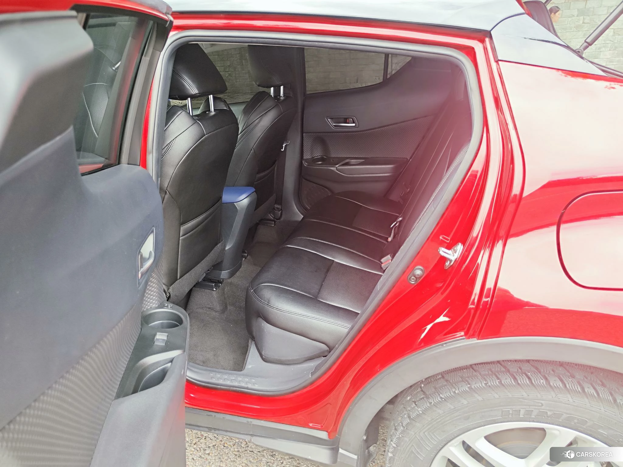 Toyota C-HR id 4452923 из Китая 23