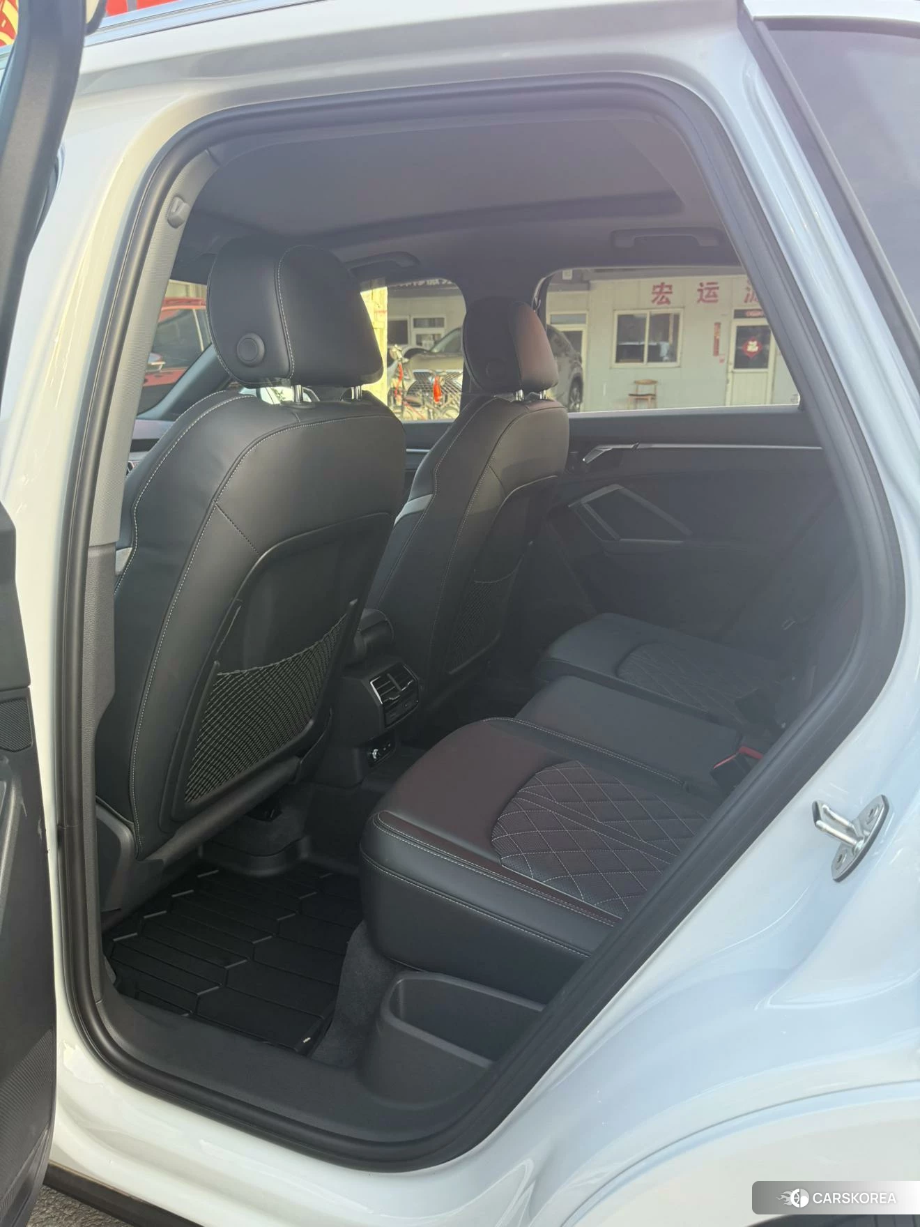 Audi Q3 id 4468175 из Китая 17