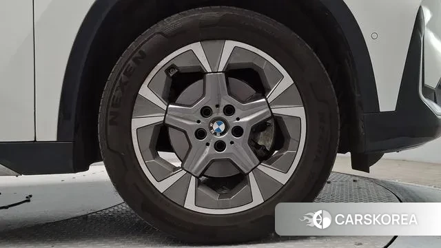 BMW X1 (U11) id 2939023 из Кореи 17