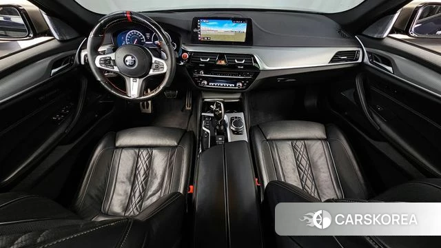 BMW 5 Series (G30) id 4285302 из Кореи 31