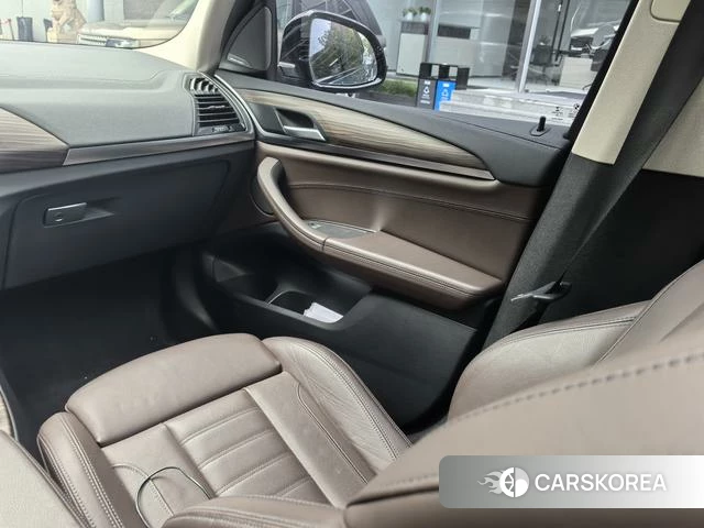 BMW X3 id 4238156 из Китая 16