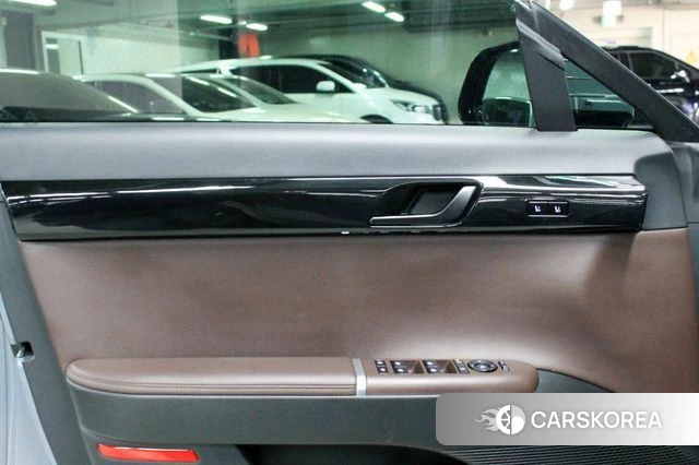 Hyundai Grandeur Hybrid (GN7) id 3851108 из Кореи 17