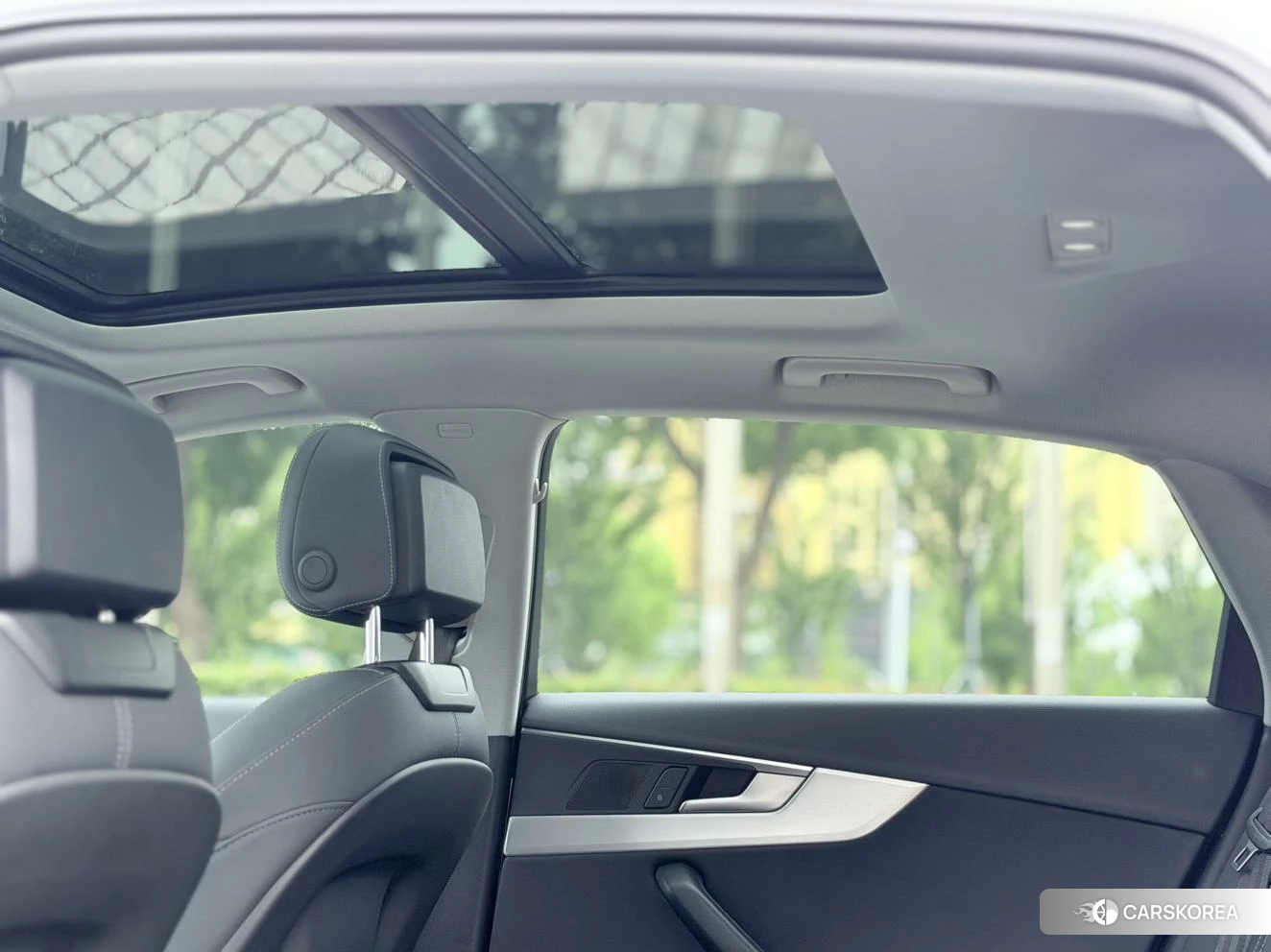 Audi A4L id 4510299 из Китая 13