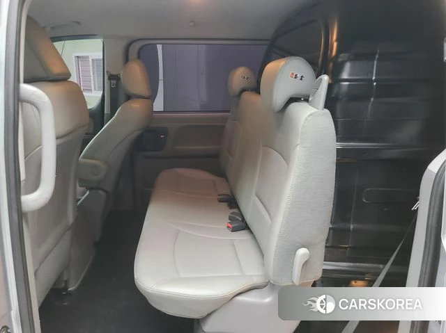 Hyundai The New Grand Starex id 4568224 из Кореи 16