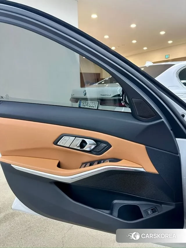 BMW 3 Series (G20) id 3619013 из Кореи 9