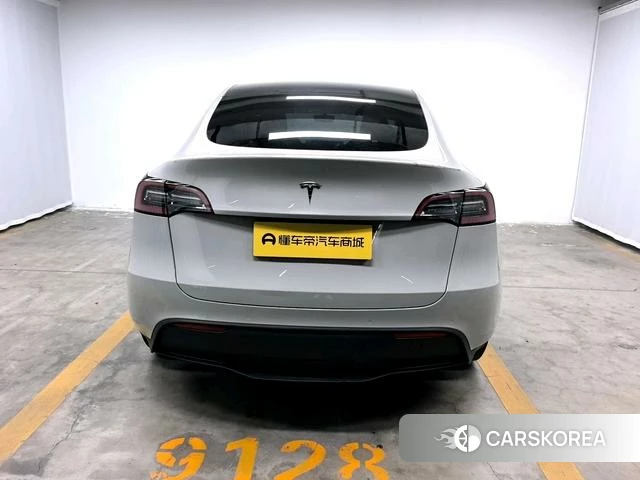 Tesla Model Y id 4215233 из Китая 17