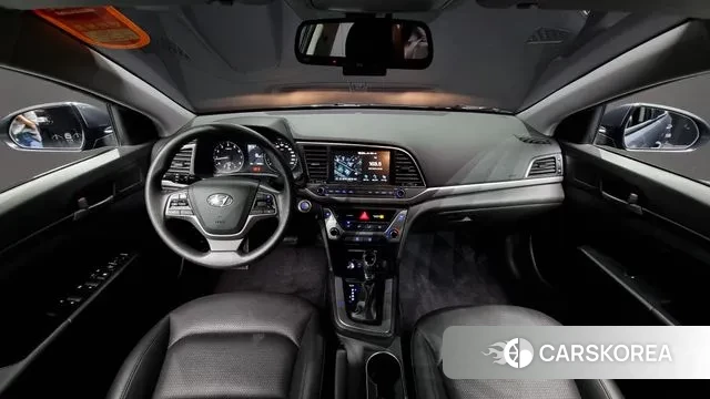 Hyundai Avante AD id 3090890 из Кореи 17