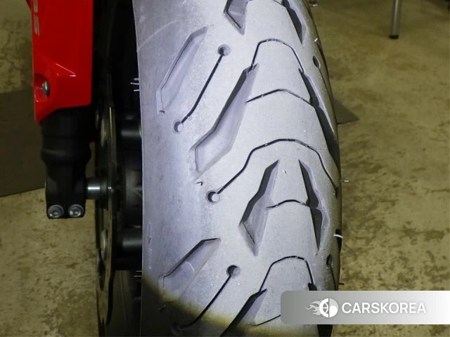 Проданный Honda CBR400R id 4015922 из Японии, фото 28