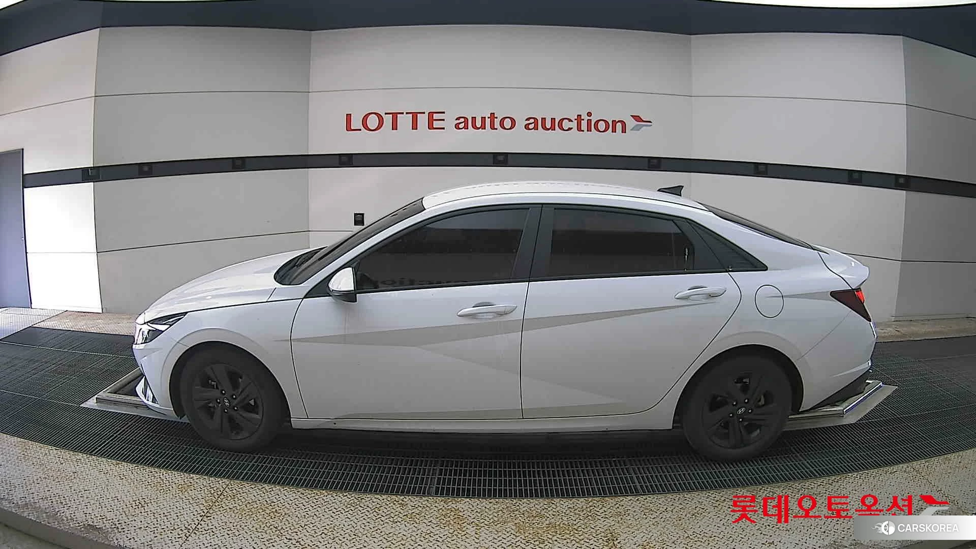 Hyundai Avante id 4289509 из Кореи 35