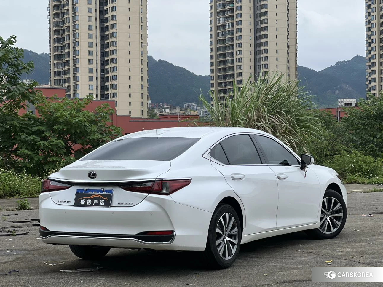 Lexus ES id 4413367 из Китая 17