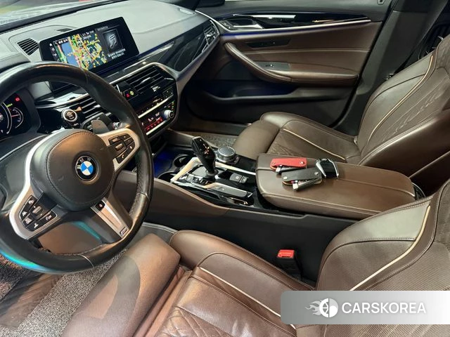 BMW 5 Series (G30) id 4895559 из Кореи 17