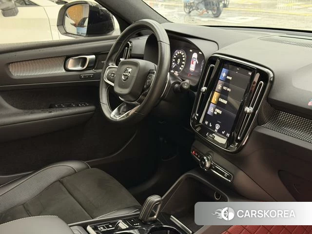 Volvo XC40 id 4238292 из Китая 19